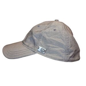 Lululemon Men's Classic Ball Cap – Grey with Metal Side Logo Plaque, Fitted L/XL